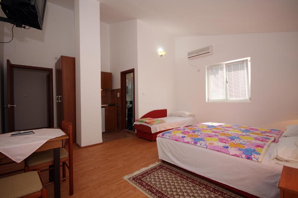 Apartments Raicevic บุดวา ห้อง รูปภาพ