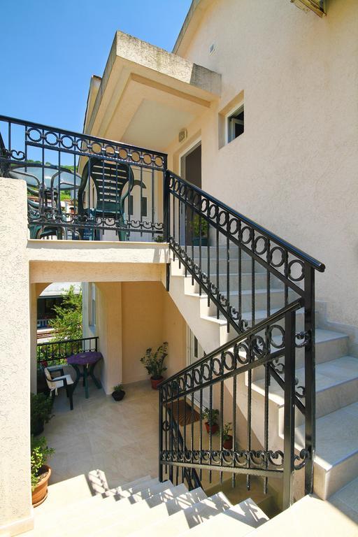 Apartments Raicevic บุดวา ภายนอก รูปภาพ